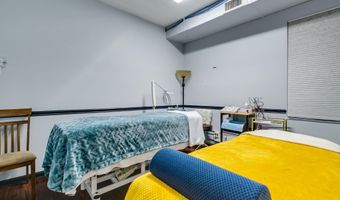 2420 WILSON Blvd, Arlington, VA 22201