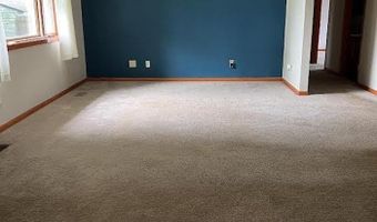 108 Pearl St, Atlantic, IA 50022