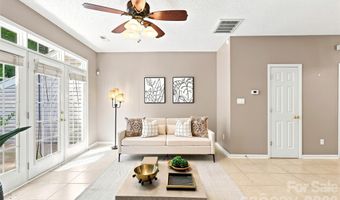 1323 Anthem Ct, Charlotte, NC 28205
