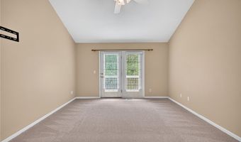 500 Glen Hollow Cir, Aurora, OH 44202