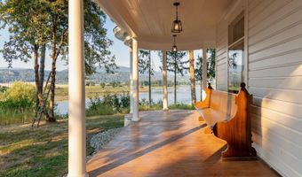 6955 Apple Aly, Bonners Ferry, ID 83805