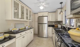 98 Homewood Ave, North Providence, RI 02911