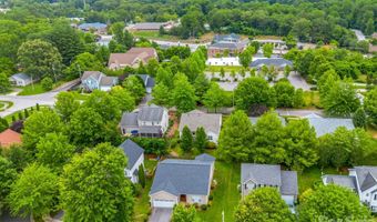 6 Scottish Cir, Asheville, NC 28803