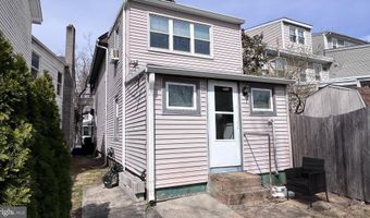 43 S MAIN St, Allentown, NJ 08501