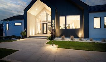5044 Hickory Pointe Woods SE, Ada, MI 49301