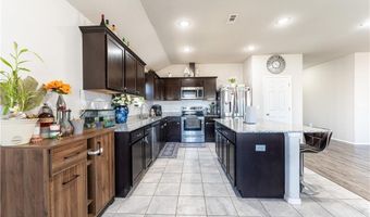 6704 Pilgrim Rd, Bentonville, AR 72713