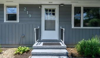 219 Bay Blvd, Bayville, NJ 08721