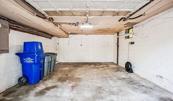 6200 VERNE St, Bethesda, MD 20817