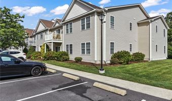 2 Gray Coach Ln 210, Cranston, RI 02921