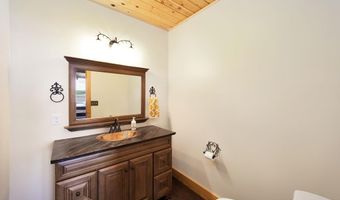 685 River Oaks Dr, Big Sandy, TN 38221