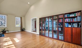 284 Northington Dr, Avon, CT 06001