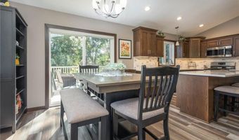 305 E Lake Geneva Rd NE, Alexandria, MN 56308