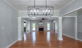 2113 Backlake Cir, Bainbridge, GA 39819