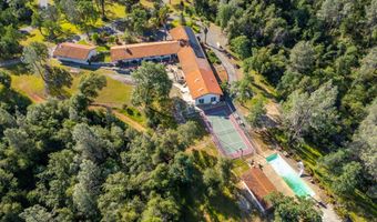 17832 Windsor Ln, Anderson, CA 96007