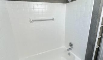 412 Rockingham Ave, Alma, MI 48801
