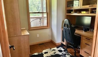 4667 Johnny Cake Ln, Albion, NY 14411