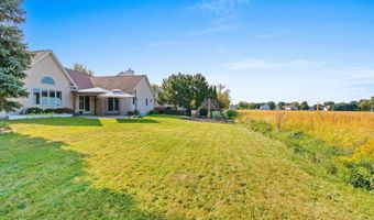4715 N BROOKSHIRE Dr, Appleton, WI 54913