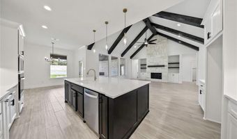 808 Dog Wood Rd, Weatherford, TX 76085