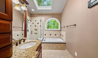 1030 W Sterlington Pl, Apex, NC 27502