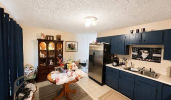 8123 Ray Dr, Ashland, KY 41102