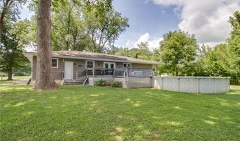 6607 Wenzel Rd, Alton, IL 62002