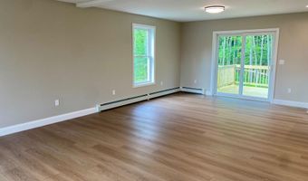 49 Woodbrey Ln, Standish, ME 04084