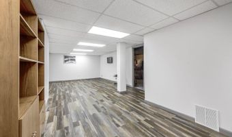 7906 IVYMOUNT Ter, Potomac, MD 20854