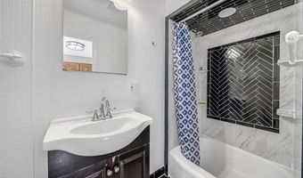 374 AVENUE C, Bayonne, NJ 07002