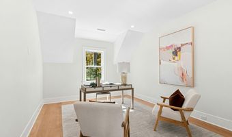 10 Stony Brook Rd, Darien, CT 06820