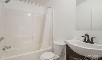 35 Evelyn Acres Dr, Asheville, NC 28806