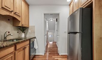 3333 BRECKENRIDGE Ct, Annandale, VA 22003