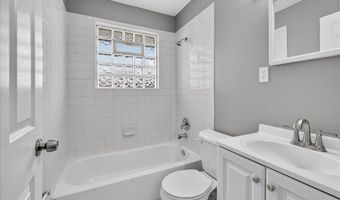 3335 Boca Raton Dr, Arnold, MO 63010