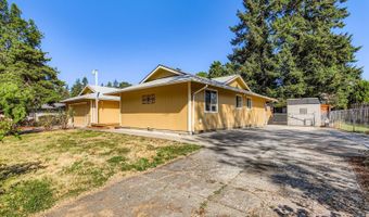 16305 SE STERLING Cir, Milwaukie, OR 97267