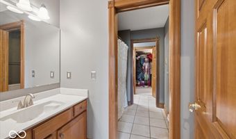 1918 Thistle Ct, Avon, IN 46123