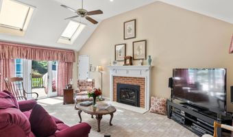 418 BEAUMONT Cir, West Chester, PA 19380