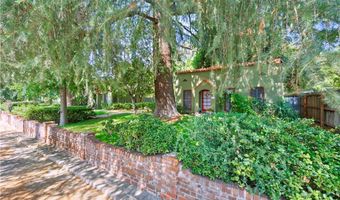 455 E Sacramento St, Altadena, CA 91001