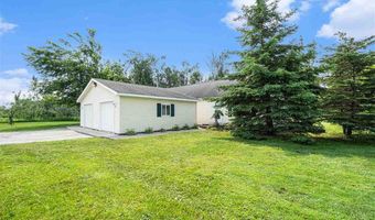 6590 6596 Admirals Pt, Alanson, MI 49706