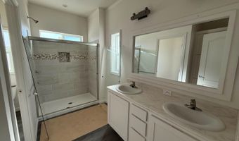 20843 Waalew Rd, Apple Valley, CA 92307