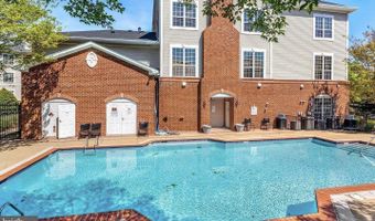 4870 EISENHOWER Ave 407, Alexandria, VA 22304