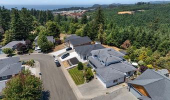 7180 VISTA RIDGE Dr, Brookings, OR 97415