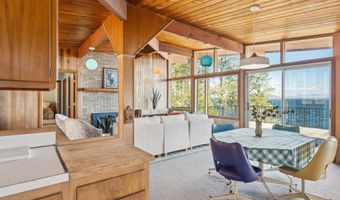 240 Black Point Rd, Alton, NH 03810