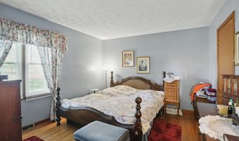 1914 S Avon Ave, Avon, IN 46123