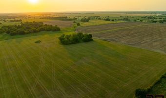 1130 15000 Rd, Altamont, KS 67330