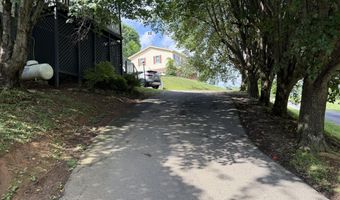 15486 Hemingway Dr, Abingdon, VA 24210