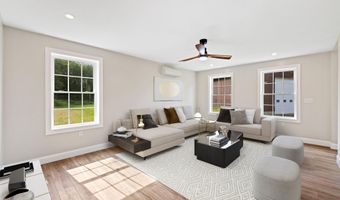 17 Coopers Trl, Arundel, ME 04046