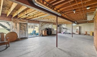 617 Eaton Dr, Aurora, OH 44202