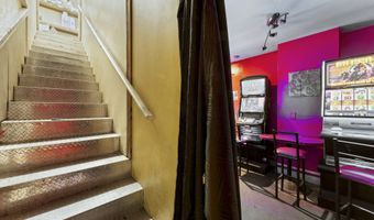 325 SE 2nd St, Bandon, OR 97411