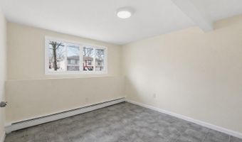 41 Madison Ave, Amityville, NY 11701