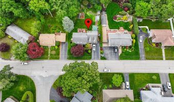 152 Glen Hills Dr, Cranston, RI 02920
