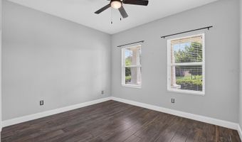 7029 OLD BENTON Dr, Apollo Beach, FL 33572
